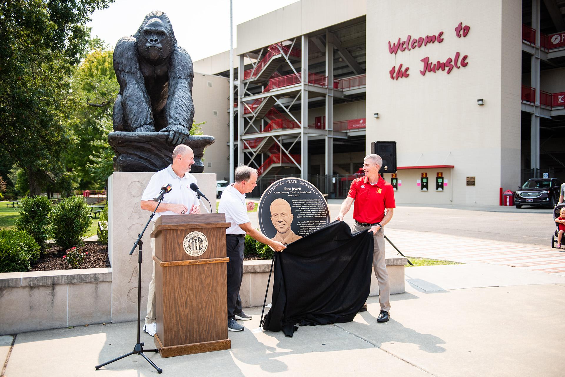 russ jewett champ plaza