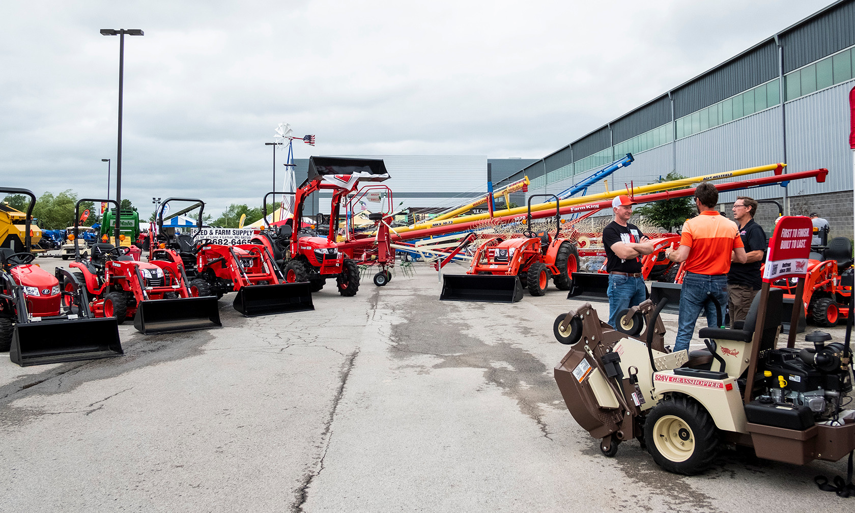 Farm show tractors