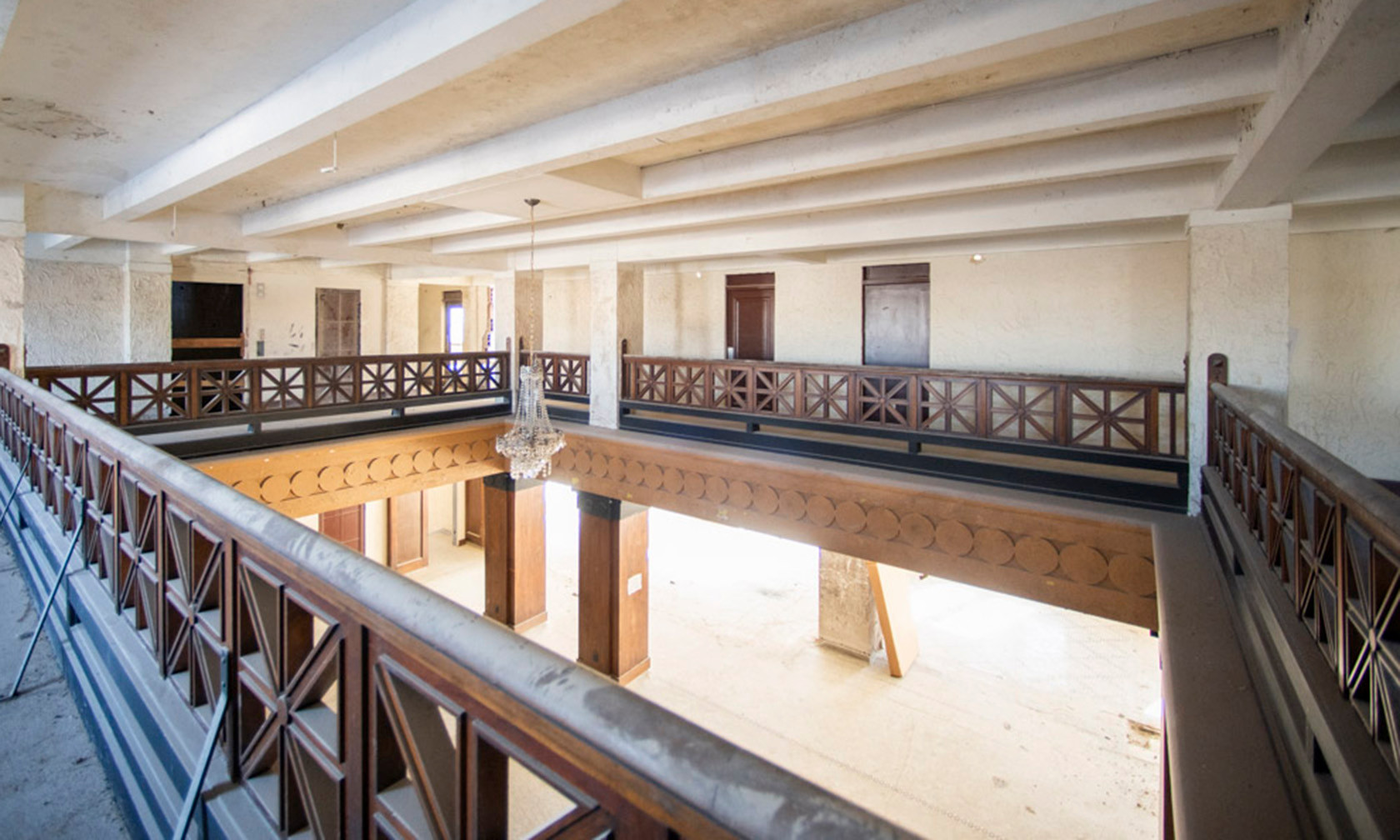 Besse Interior