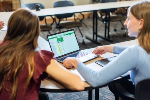 Accounting college students at Pitt State in business courses