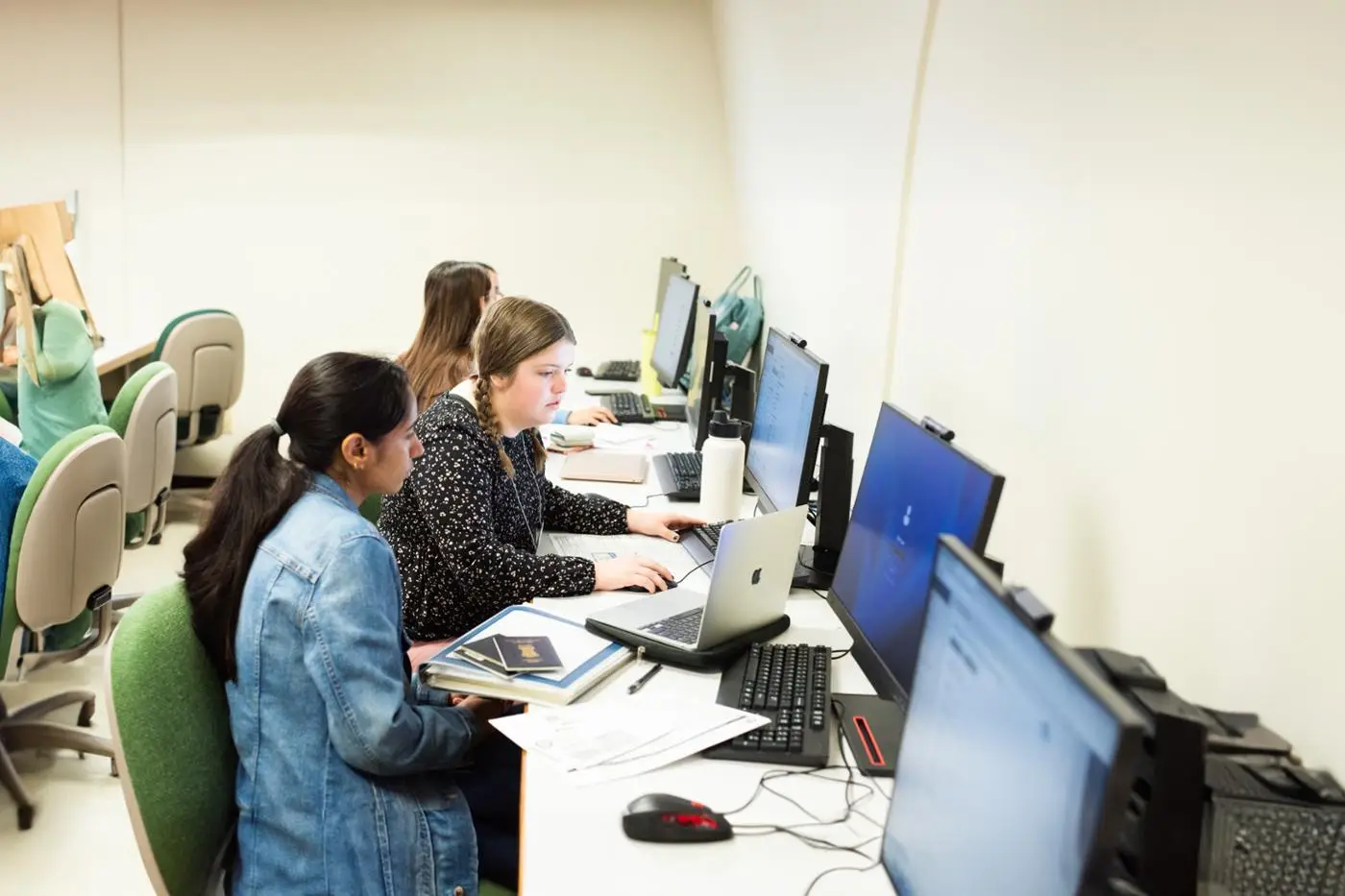 Accounting student in Kelce College of Business at Pitt State