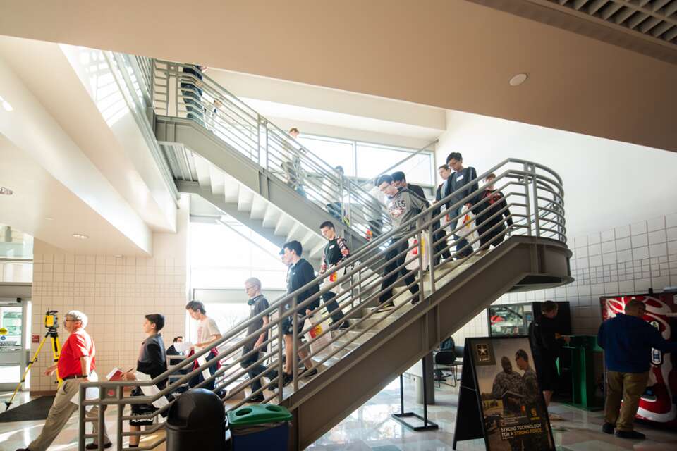 students touring 960w