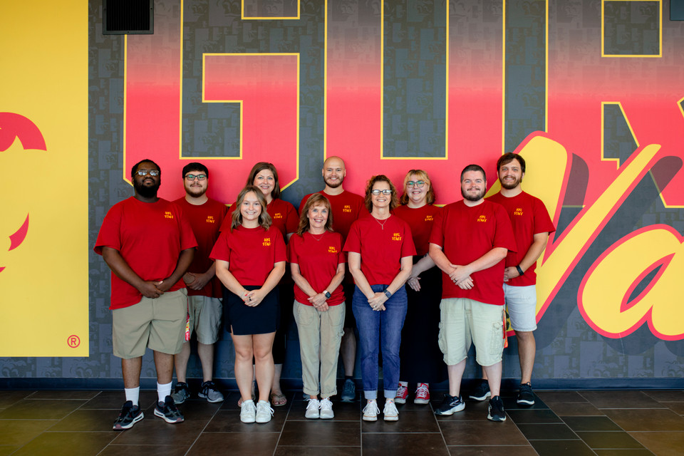 housing staff 960w