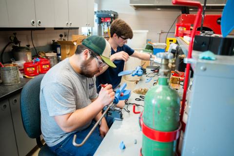 Bachelor Science Construction Engineering student in classroom at PIttsburg State University