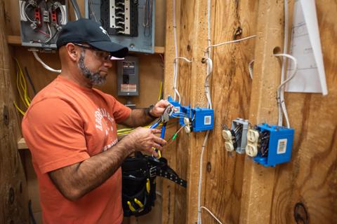 Electrician school at Pitt State for college students