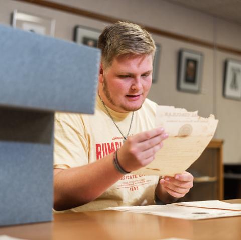 Students preapres for history job at Pittsburg State University