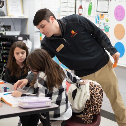 Elementary Student Teaching in Classroom