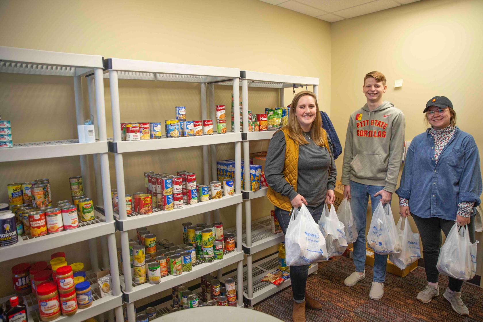 students with food