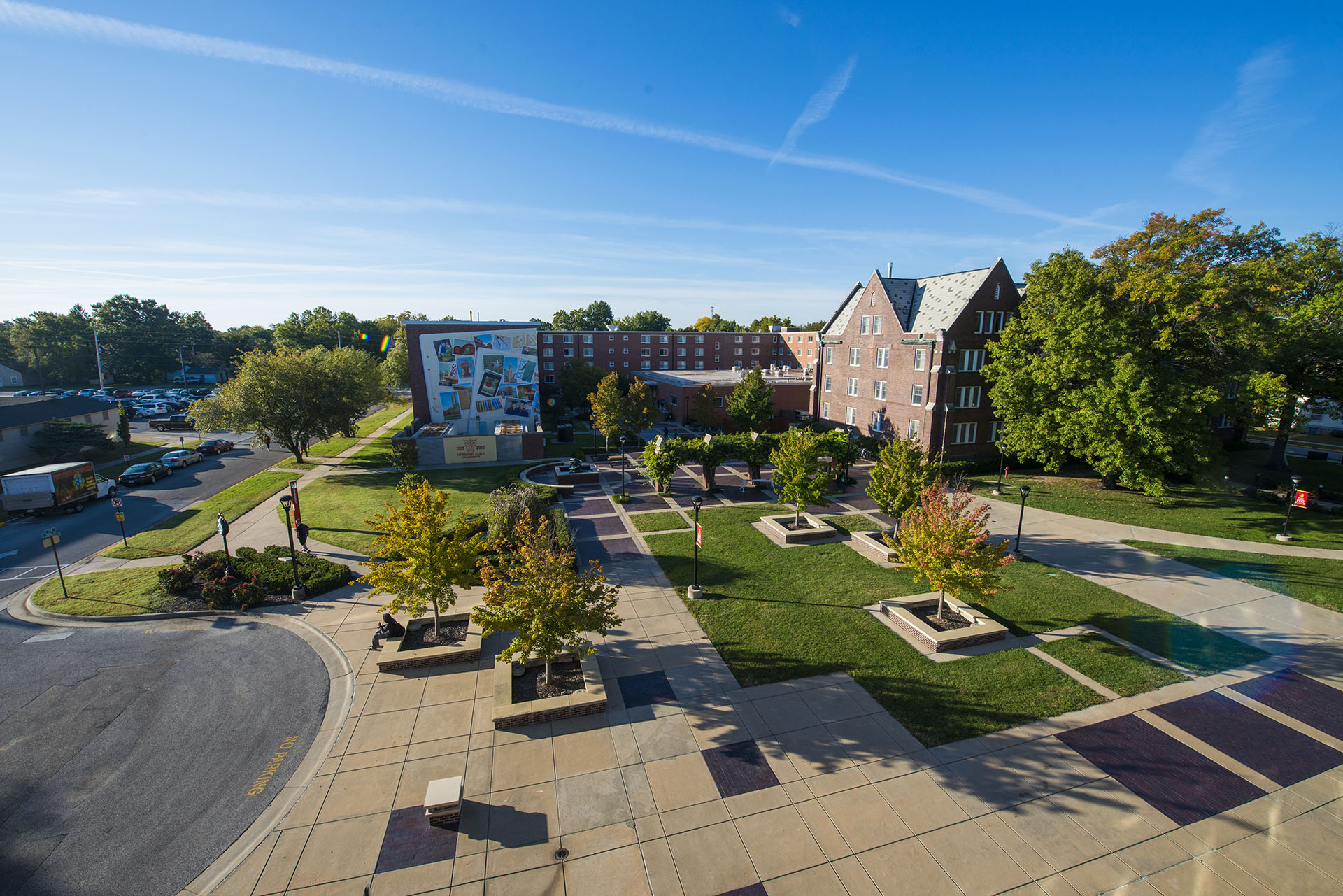 lindburg-plaza-students-oval-fall-hall-0353-copy.jpg